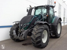 Traktor Valtra ojazdený