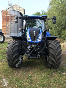 Trattore agricolo New Holland usato