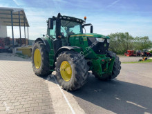 Tracteur agricole John Deere