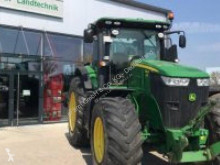 Tractor agrícola John Deere usado