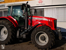 Tractor agrícola Massey Ferguson usado