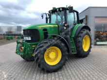 Trattore agricolo John Deere usato
