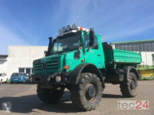 Tracteur agricole Mercedes