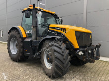 Tractor agrícola JCB usado