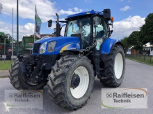 Tractor agrícola New Holland usado