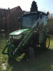 Tractor agrícola John Deere usado