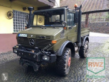 Tracteur agricole Mercedes