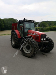 Trattore agricolo Massey Ferguson usato