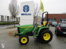 Mezőgazdasági traktor John Deere használt