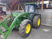 Mezőgazdasági traktor John Deere használt