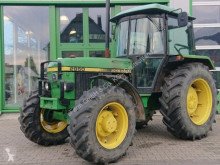 Tractor agrícola John Deere usado