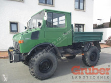Tracteur agricole Mercedes
