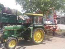 Tractor agrícola John Deere usado