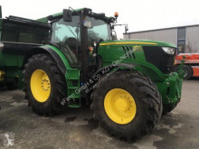 Tractor agrícola John Deere usado