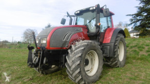 Tractor agrícola Valtra T132 VERSU usado