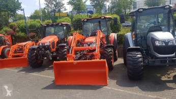 Trattore agricolo Kubota M4063 CAB incl Frontlader usato