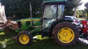 Trattore agricolo John Deere