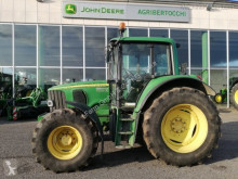 Tarım traktörü John Deere