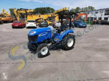 Mezőgazdasági traktor New Holland használt