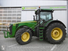 Tarım traktörü John Deere