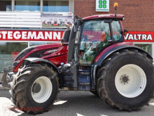 Trattore agricolo Valtra usato
