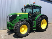 Trattore agricolo John Deere usato