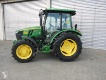 Mezőgazdasági traktor John Deere használt