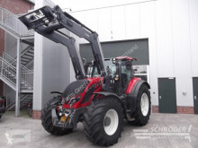 Tracteur agricole Valtra