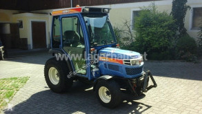 Traktor Iseki ojazdený