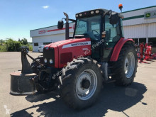 Ciągnik rolniczy Massey Ferguson używany