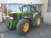 Tracteur agricole John Deere