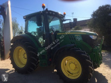 Trattore agricolo John Deere usato