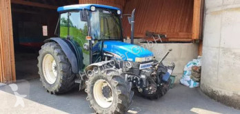 Trattore agricolo New Holland usato