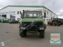 Tracteur agricole Mercedes