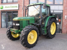 Tractor agrícola John Deere usado