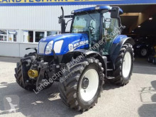 Tracteur agricole New Holland