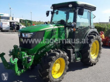 Mezőgazdasági traktor John Deere használt