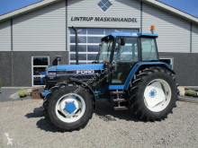 Tracteur agricole New Holland