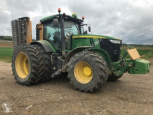 Tractor agrícola John Deere usado