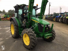 Trattore agricolo John Deere usato