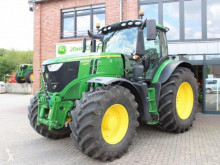 Trattore agricolo John Deere usato
