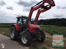Lantbrukstraktor Massey Ferguson begagnad