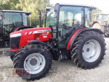 Mezőgazdasági traktor Massey Ferguson használt