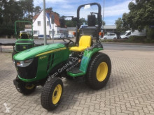 Trattore agricolo John Deere
