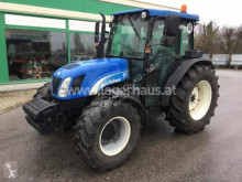 Ciągnik rolniczy New Holland używany