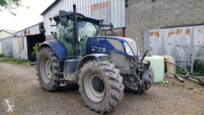 Tractor agrícola New Holland usado