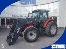Tractor agrícola Massey Ferguson usado
