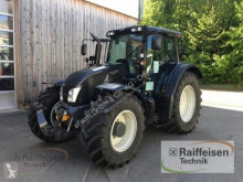 Tractor agrícola Valtra usado