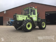 Tracteur agricole Mercedes