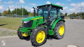 Ciągnik rolniczy John Deere używany